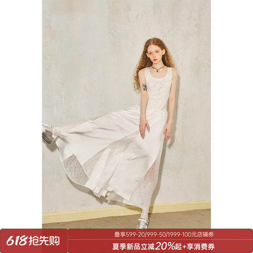 蕾丝蝴蝶结绣花A字连衣裙