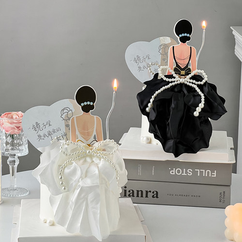 3.8女王裙摆女神背影蛋糕装饰