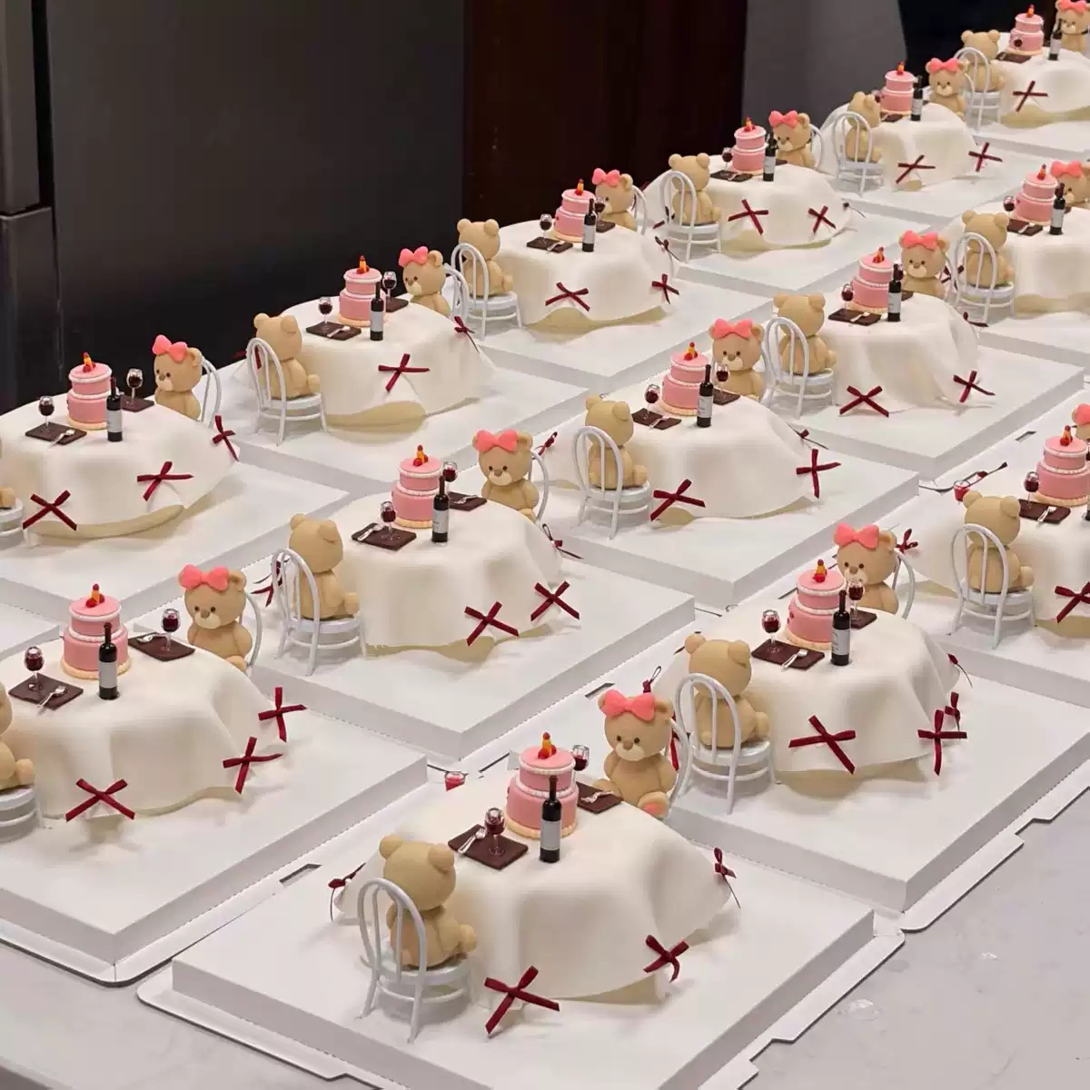 2026七夕情人节蛋糕装饰情侣纪念日烛光晚餐小熊红酒酒杯DIY装扮