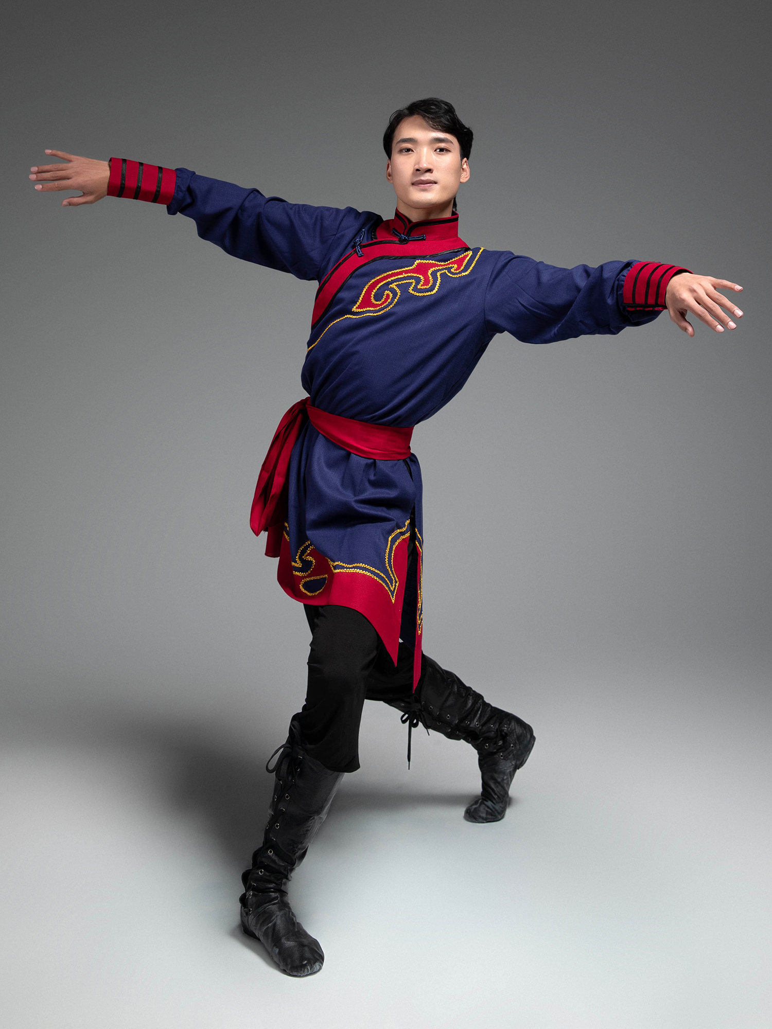 舞依恋2023新藏族舞蹈演出服男士套装少数民族服装艺考蒙古舞蹈服-封面