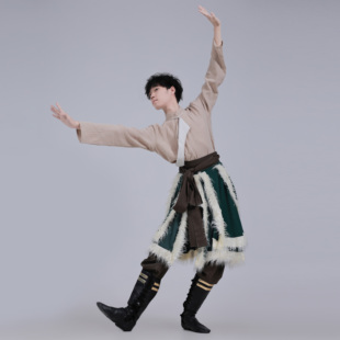 藏族定制舞蹈演出服学生舞台排练演出练功服装男生定制民族风舞服