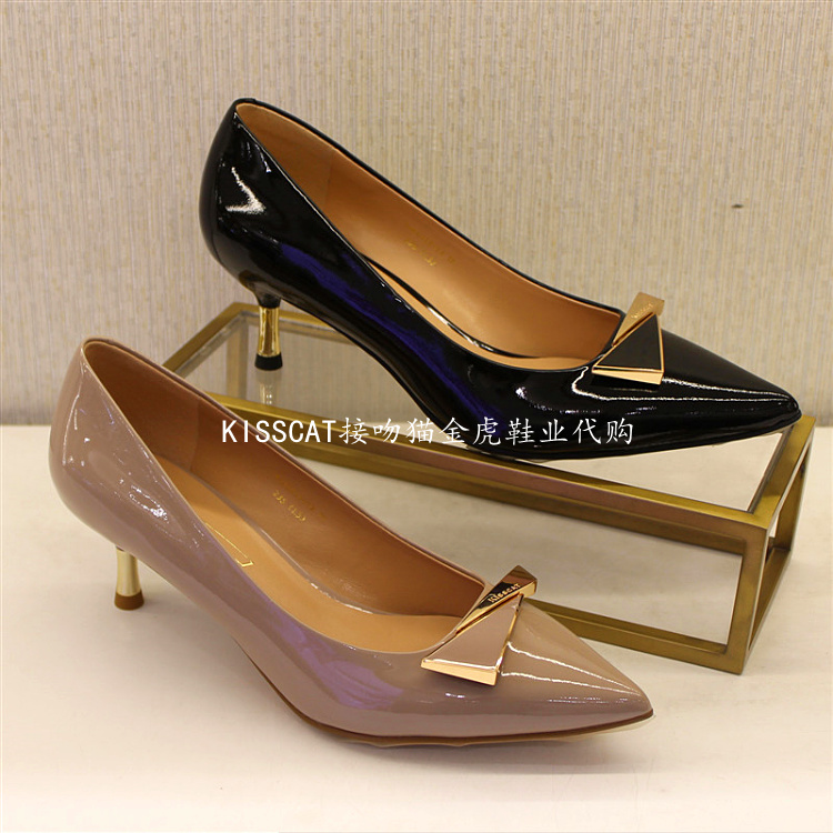 kisscat接吻猫2022春款专柜正品尖头20111漆皮女单鞋ka30111-13