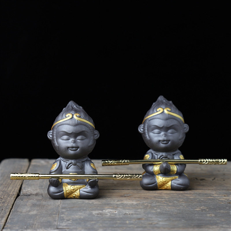 悟空摆件鱼缸造景齐天大圣猴子金箍棒模型定海神针鱼缸装饰品陶瓷