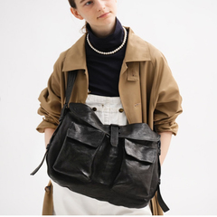 日本购直邮 genten多口袋单肩斜挎休闲包 羊皮 44635