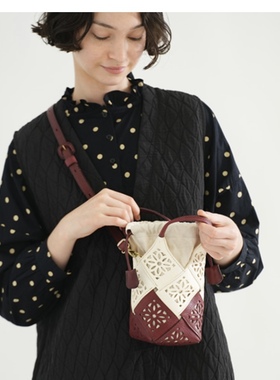 日本购直邮 genten 单肩斜挎包 窗花牛皮 25/12 49497 官网限定