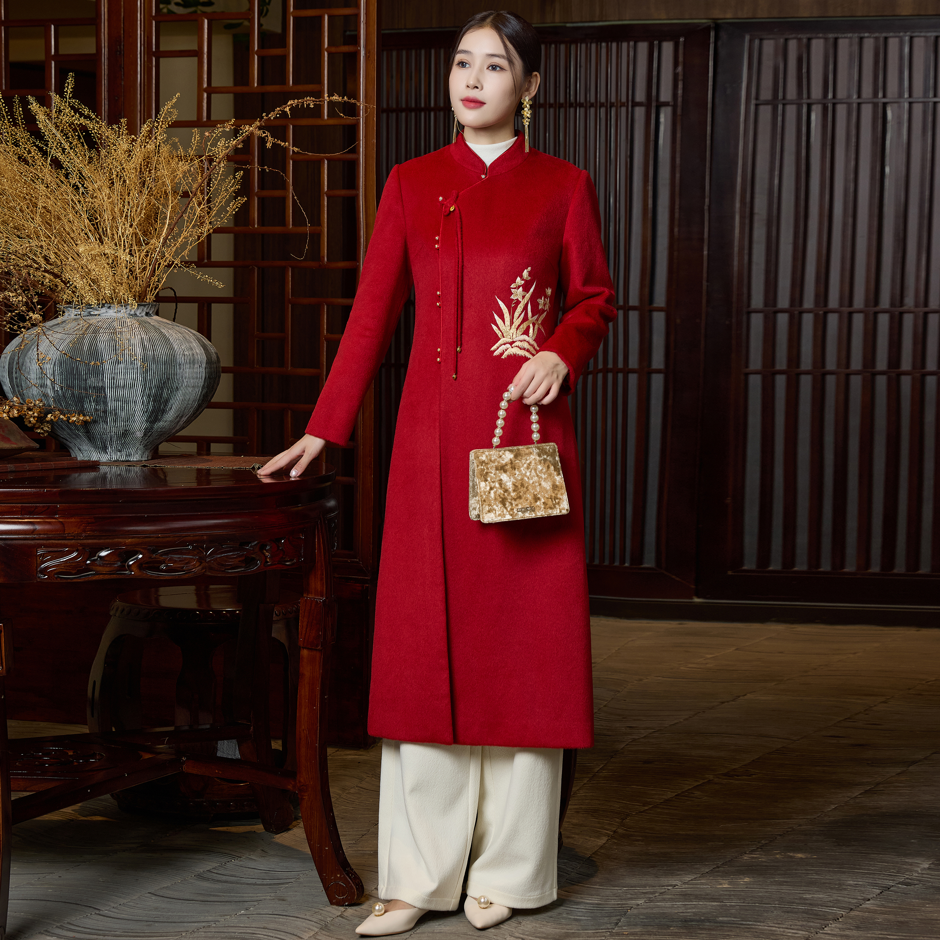 森莲高级感刺绣毛呢外套中长款女