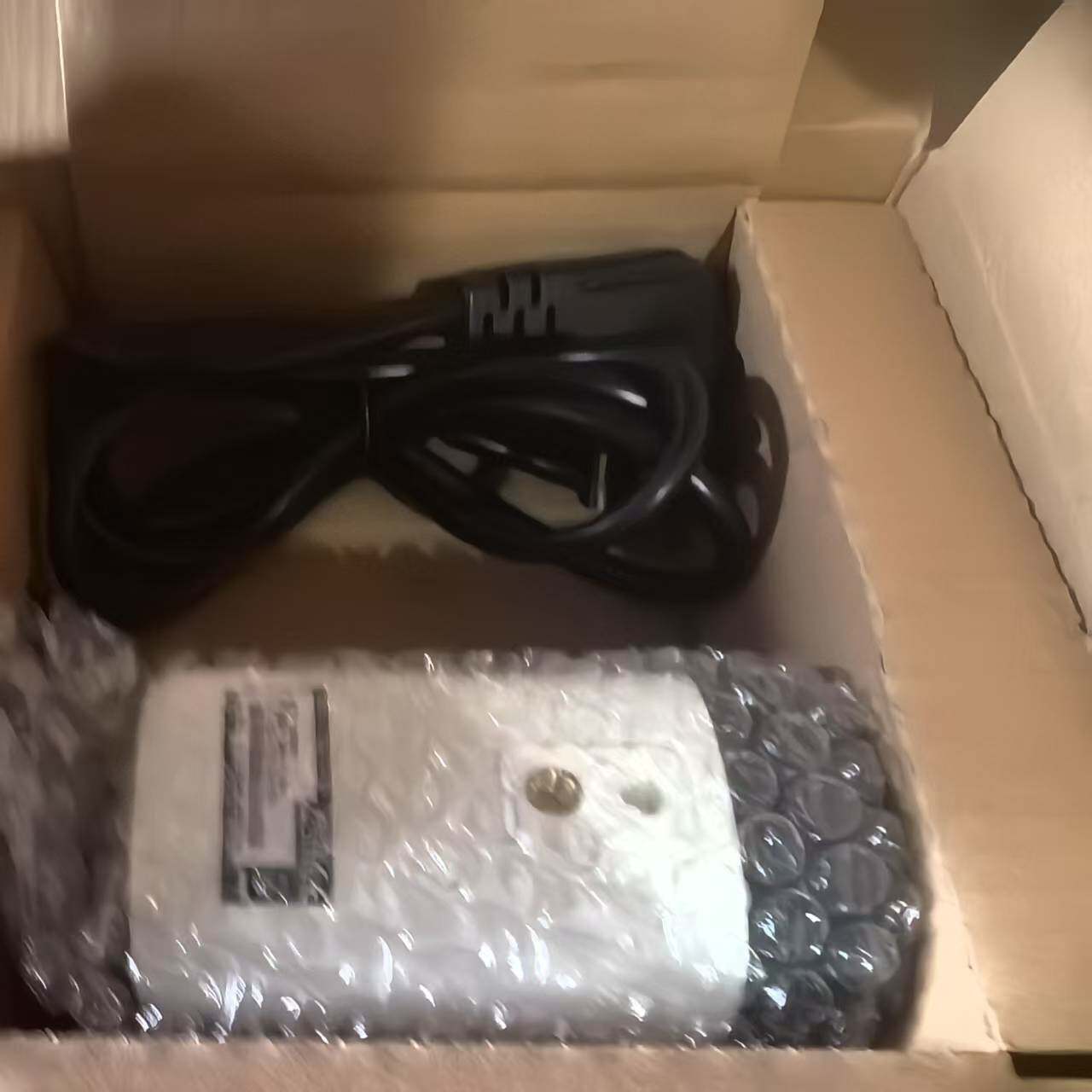 原装正品韩华枪式摄像头HCB-7000低照度高清变焦枪机监控220V