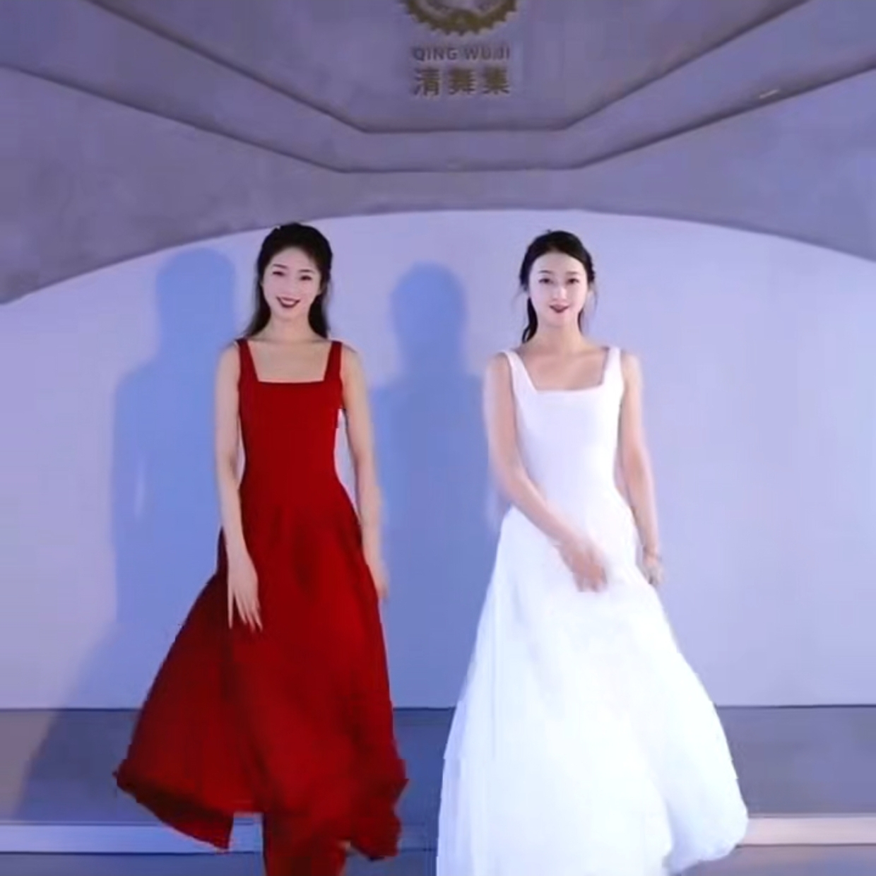 国庆舞蹈服女红色连衣裙中国舞舞台装演出服纱裙春夏现代舞蹈服饰