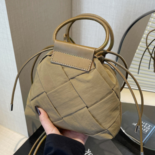 Colorful Fox小众ins设计女士手拎编织包福袋包轻便单肩包斜挎包