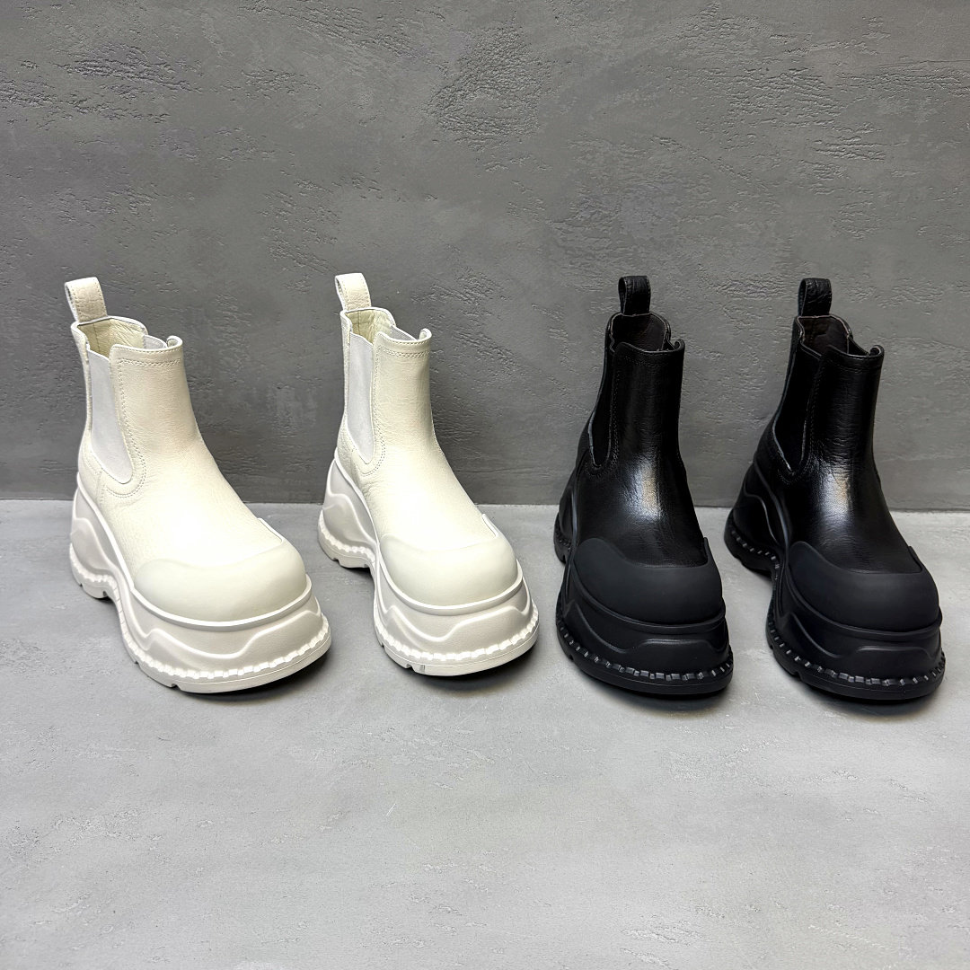 乐魔牛皮厚底增高切尔西短靴