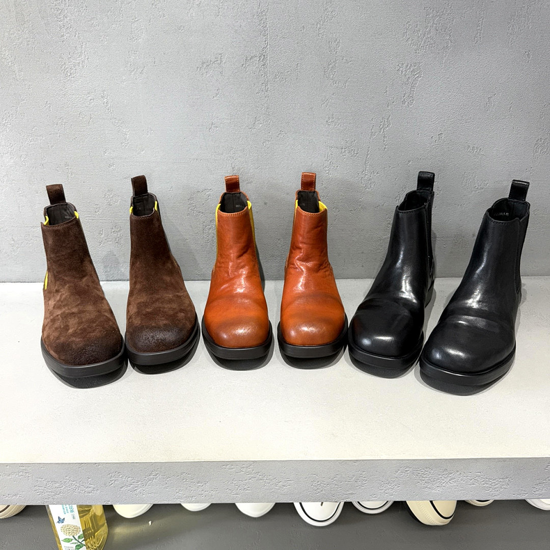 先锋名典复古牛皮方跟女马丁靴