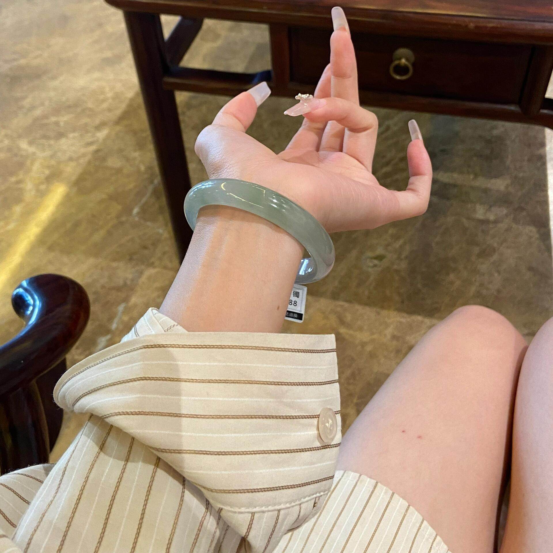 清冷玉韵缅甸油青翡翠处理手镯中国古风细腻油润黄皮友好显白手饰