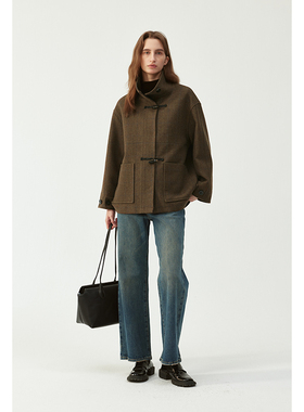 BLANK LABEL羊毛混纺大衣女冬季2025时尚短款牛角扣立领毛呢外套