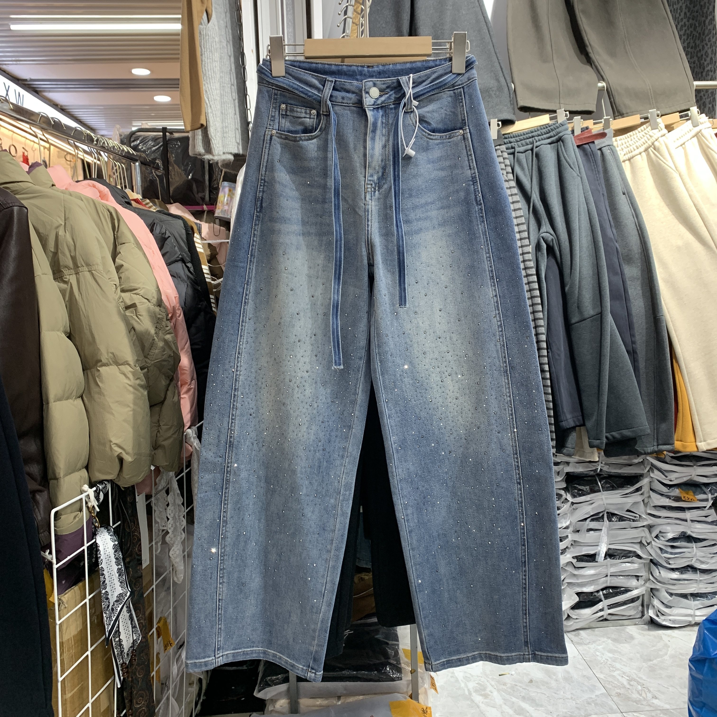 梦佳瑶7395春款新品亮闪闪烫钻牛仔裤女弯刀裤休闲慵懒阔腿裤宽松