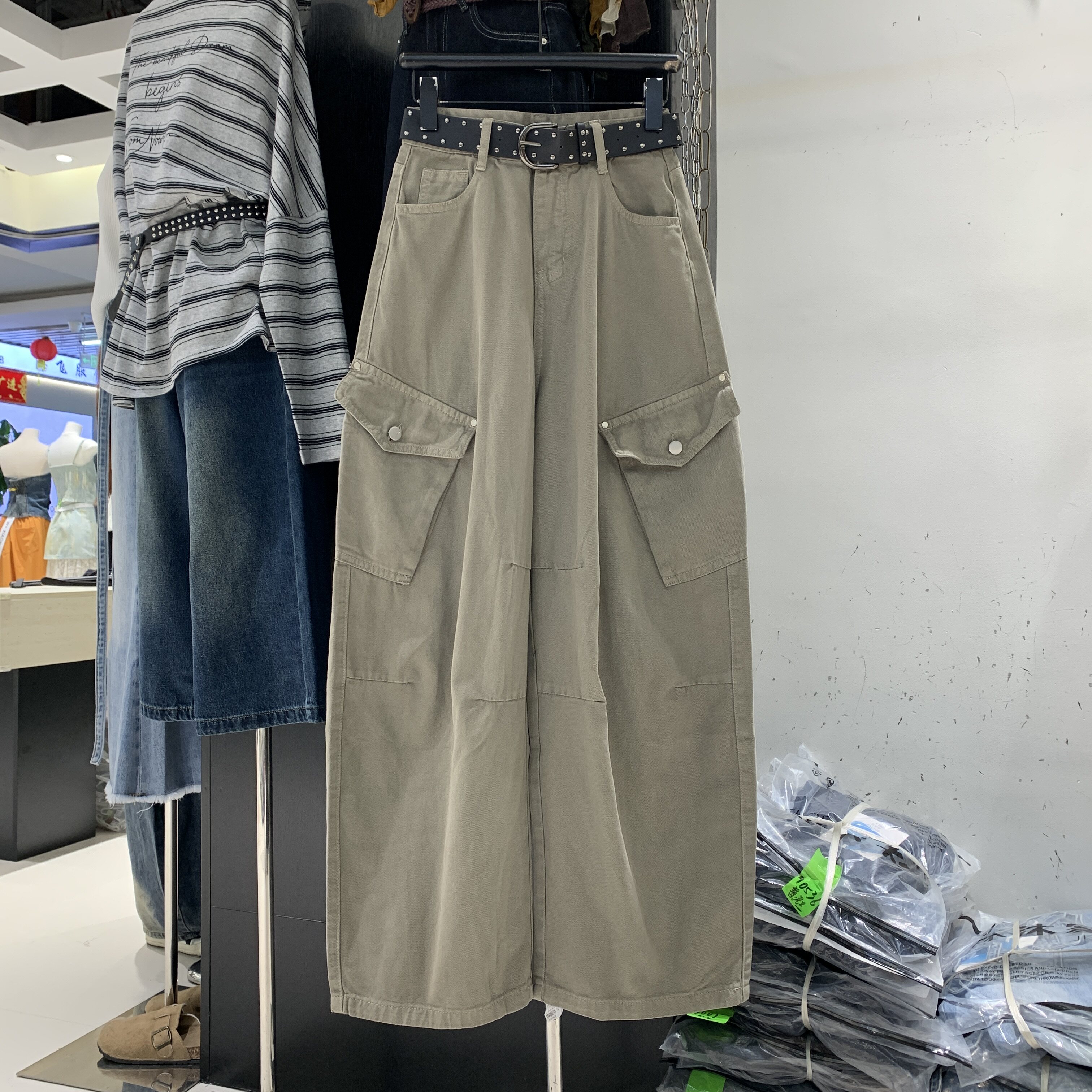 沐沐家90685早韩版气质百搭高腰显瘦口袋工装裤时尚休闲牛仔裤女