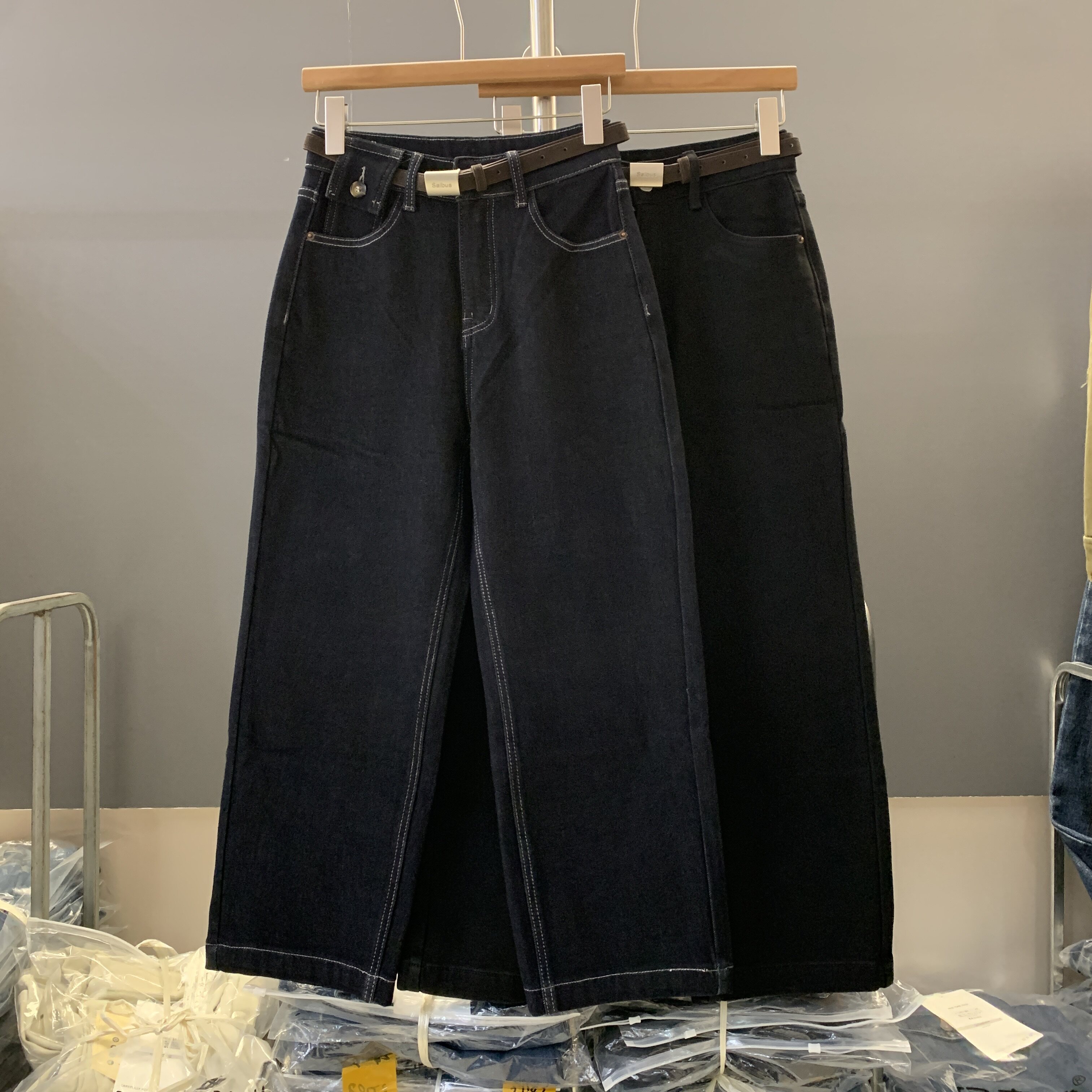 JOYEN5195加绒牛仔裤女2026冬季新款高腰植绒磨毛九分直筒奶奶裤