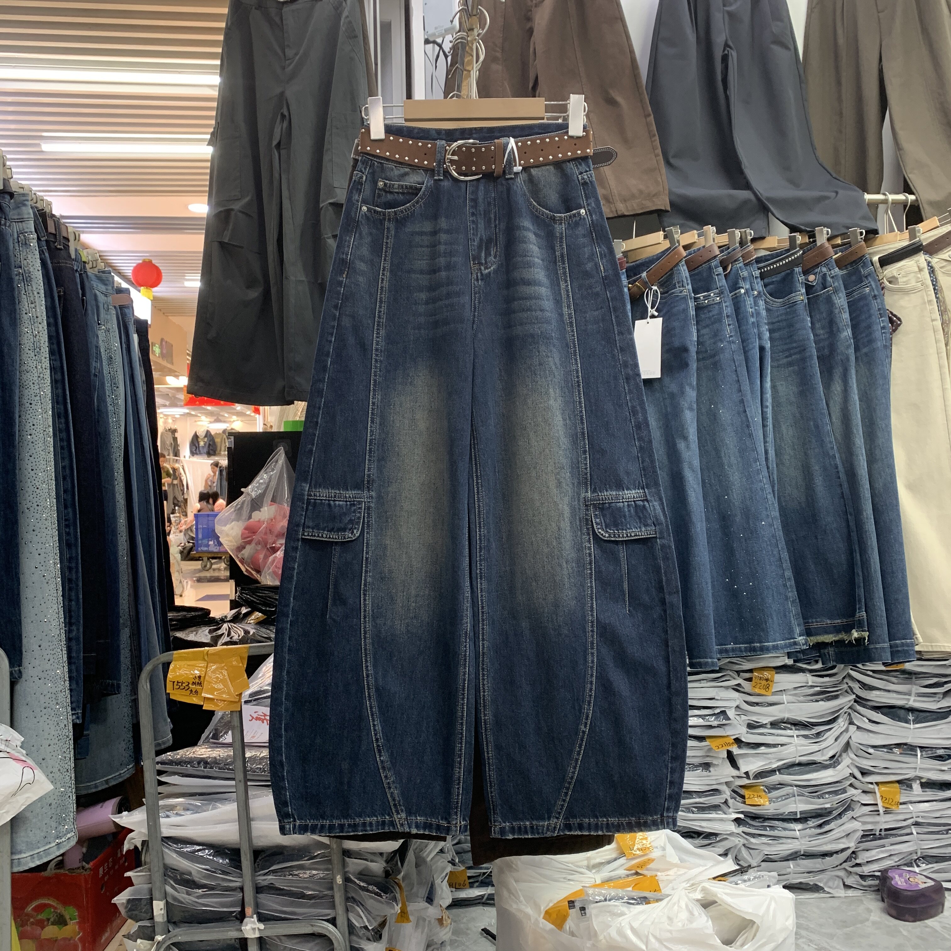 梵诗羽81173-2高腰阔腿工装牛仔裤女秋季宽松显瘦设计感显瘦长裤