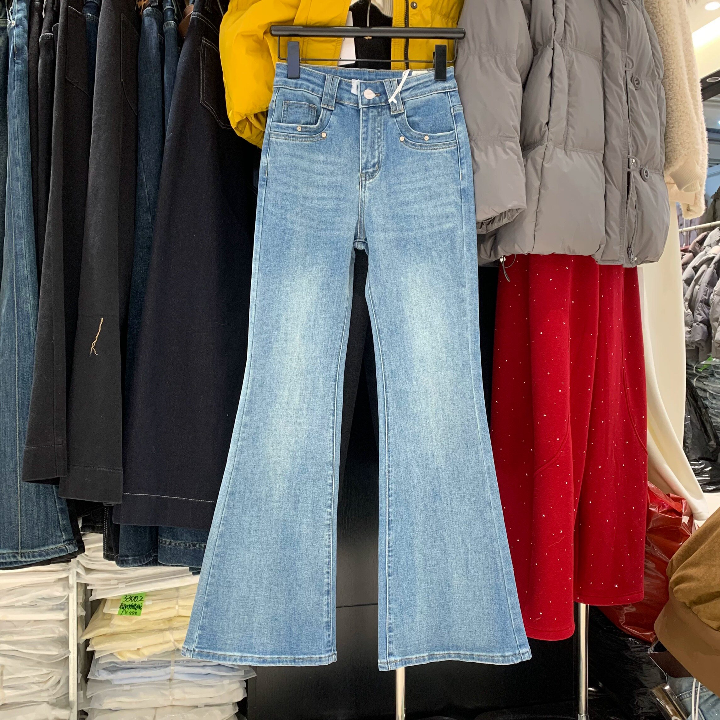 梵诗羽9937修身显瘦喇叭牛仔裤女2026春款高腰百搭弹力微喇裤