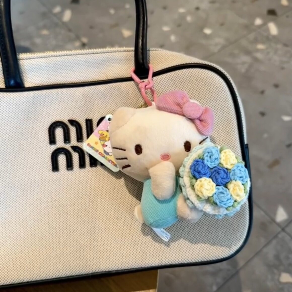 日本kitty凯蒂猫玩偶包包