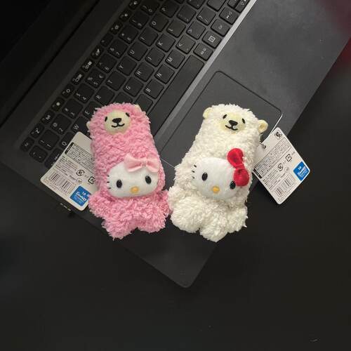 日本三丽鸥HelloKitty羊