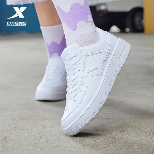 特步女鞋秋季休闲小白鞋