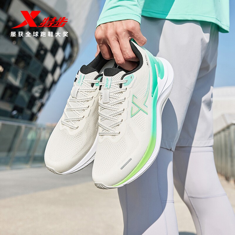 特步凌步ET丨跑步鞋男鞋2026冬季新款减震鞋子休闲运动鞋女款跑鞋