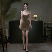 气质修身 instahot 性感闪闪吊带连衣裙女秋季 显身材包臀礼服短裙