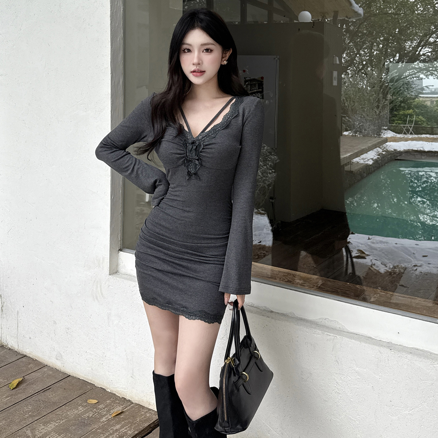 灰色性感蕾丝V领长袖连衣裙女