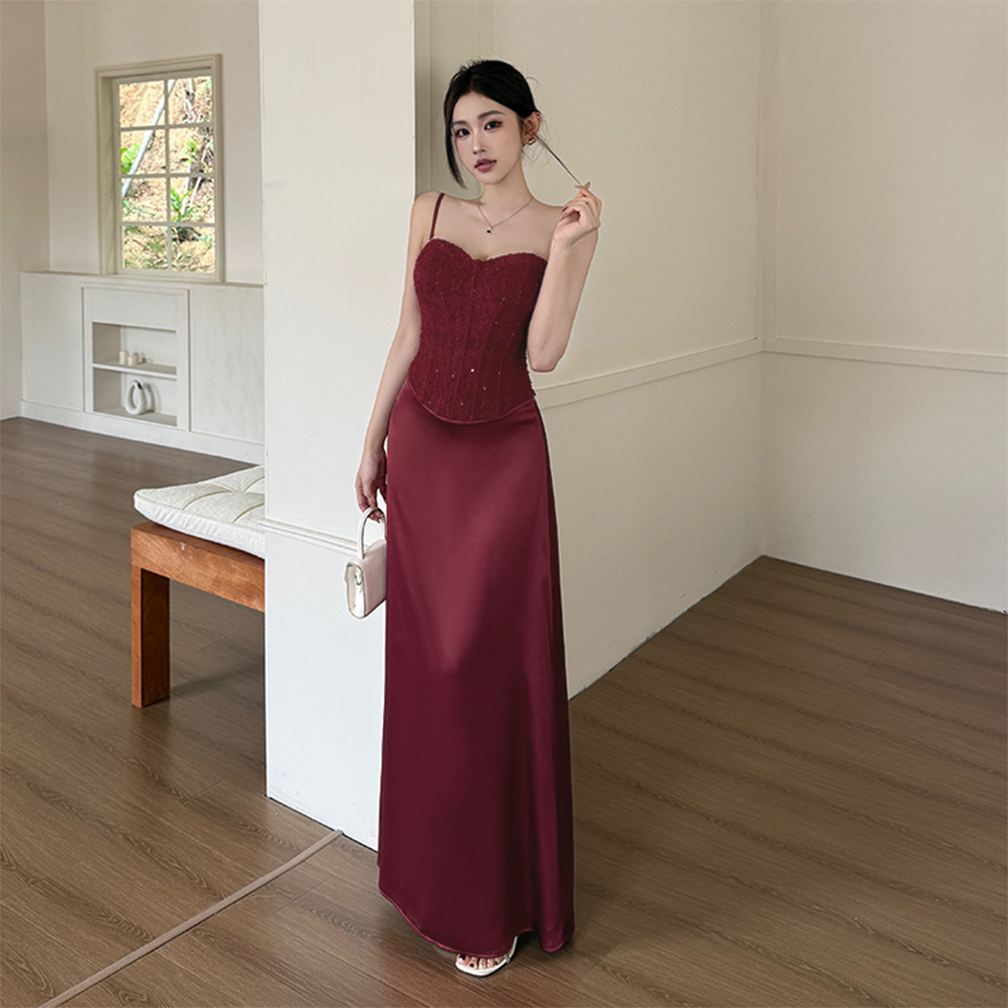 instahot 高级感鱼骨吊带上衣+缎面半身裙轻熟绝美新年穿搭两件套,女装/女士精品,时尚套装,淘宝优惠券,粉丝福利购,淘宝优惠卷