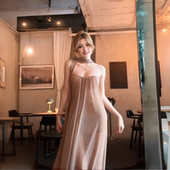 法式 instahot 纯欲风网纱抹胸连衣裙女2026新款 气质度假温柔长裙