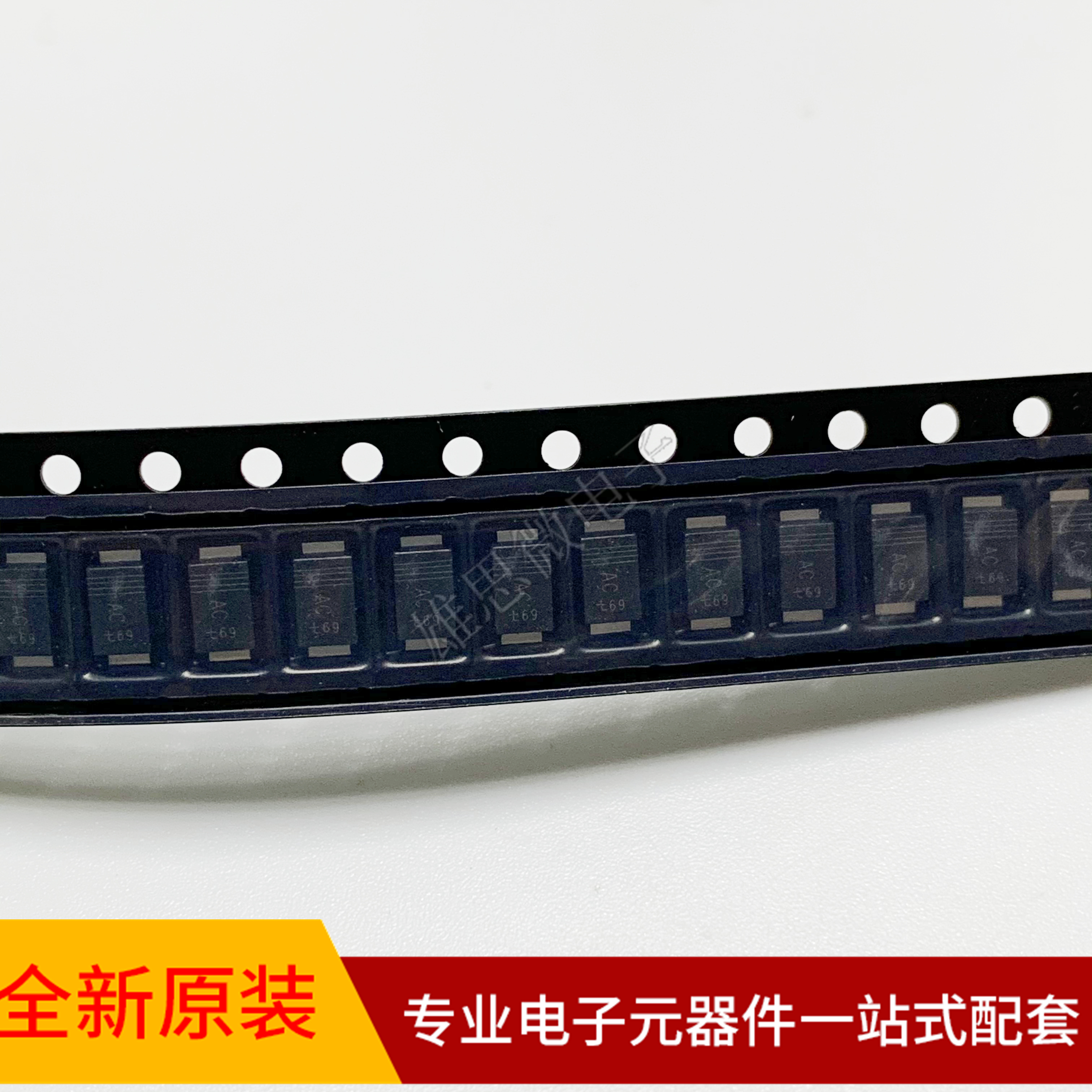 全新原装 PMEG4010EP,115   40V 1A   NXP牌子SOD128