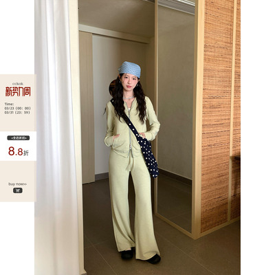 【现货】CCKOK 早春韩系通勤穿搭时尚韩系烫珠图形连帽卫衣套装女