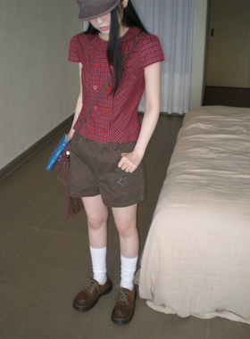CCKOK 不对称娃娃领短袖衬衫2026夏季新款复古休闲红色格纹外套女