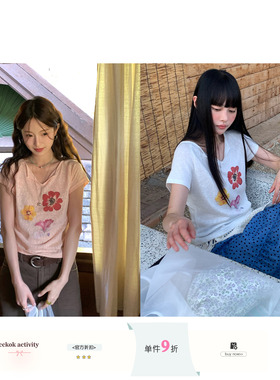 CCKOK 彩色花朵V领雪花棉短袖2026夏季新款宽松舒适设计休闲T恤女