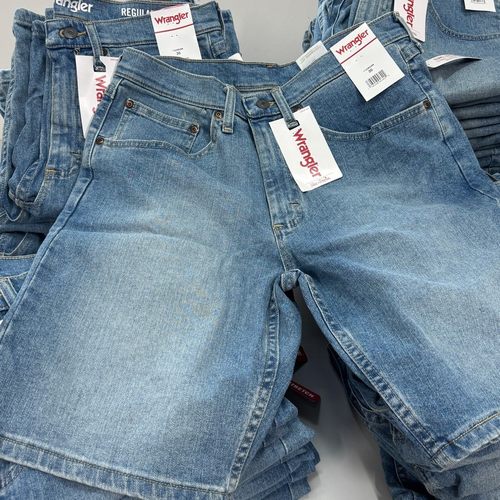 wrangler威格中腰宽松直筒短裤