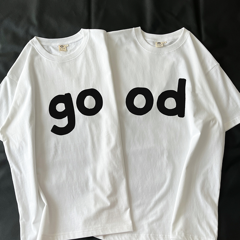 两个人一起才goodT恤在宇间