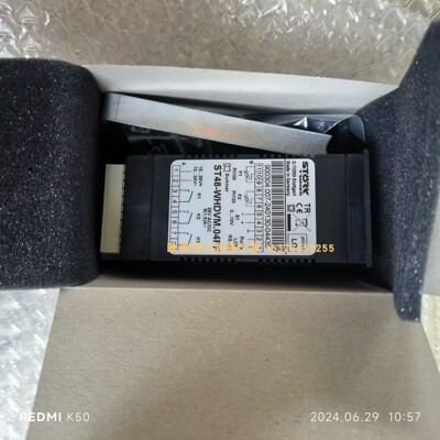 ST48-WHDVM.0温控器STORK现货