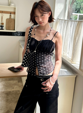 fifth 法式设计感波点拼接立体褶皱露背吊带女2025新款内搭上衣