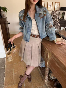 欧洲站2026春V 复古做旧水洗重工钉珠刺绣廓形牛仔外套女 .COM新品