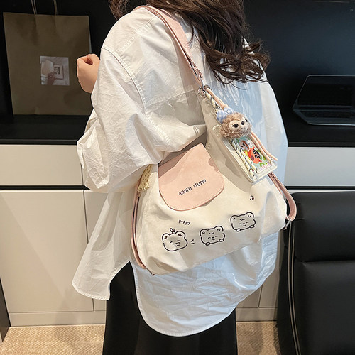 可爱卡通女时尚ins大容量双肩包