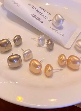 简约方糖珍珠耳钉温柔秋冬搭毛衣高档耳环女款气质百搭耳饰品爆款