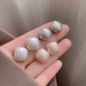 法式 复古简约仿珍珠几何耳钉女气质温柔立体小方糖耳环女耳饰百搭