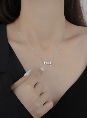 简约love字母高级感钛钢饰品