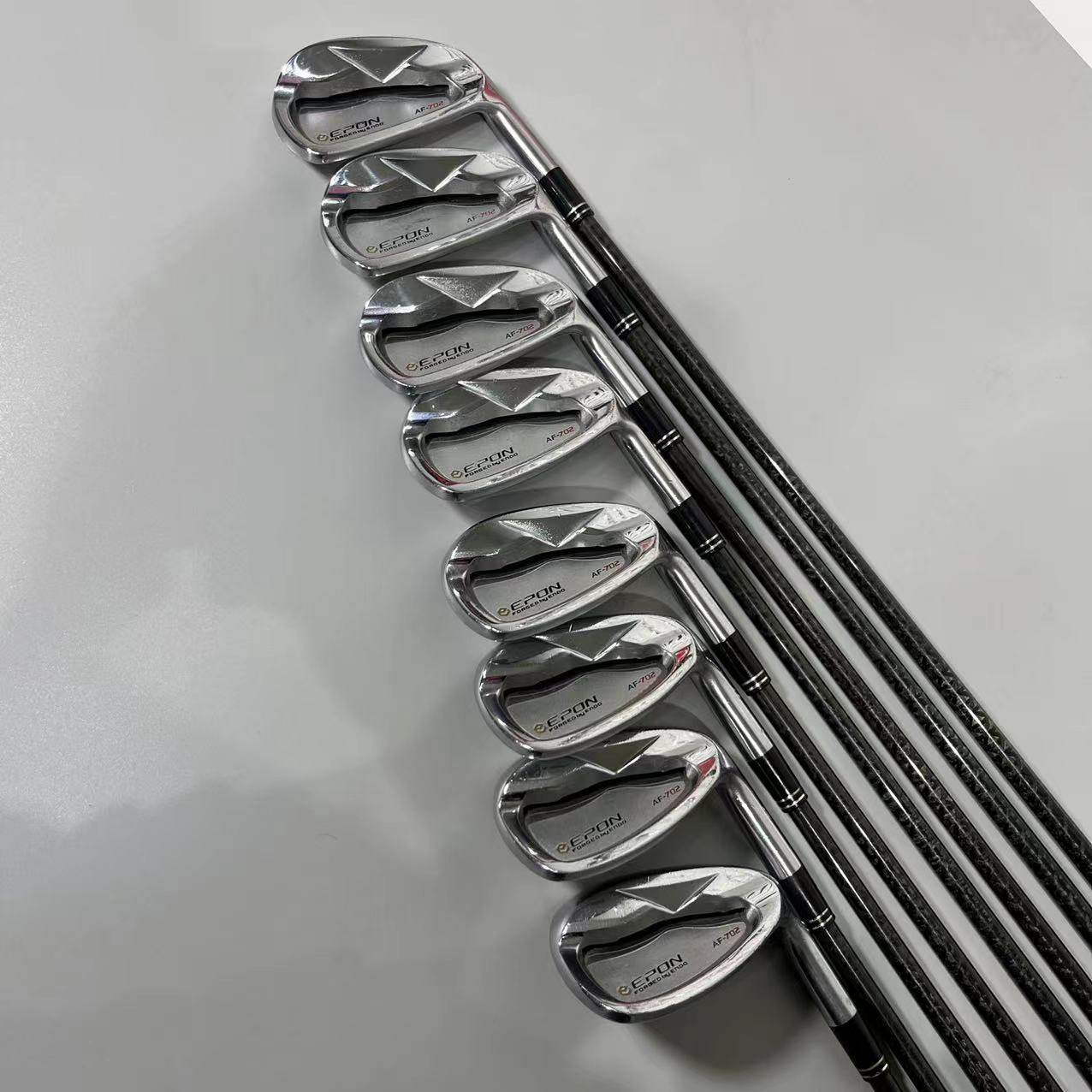 EPON AF-702 8支装 50克碳素 Quadra杆身 R硬度 A040高尔夫铁杆组