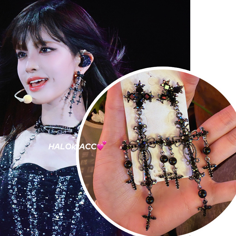 韩国进口ive liz女团同款暗黑折射钻金属十字架耳钉耳环