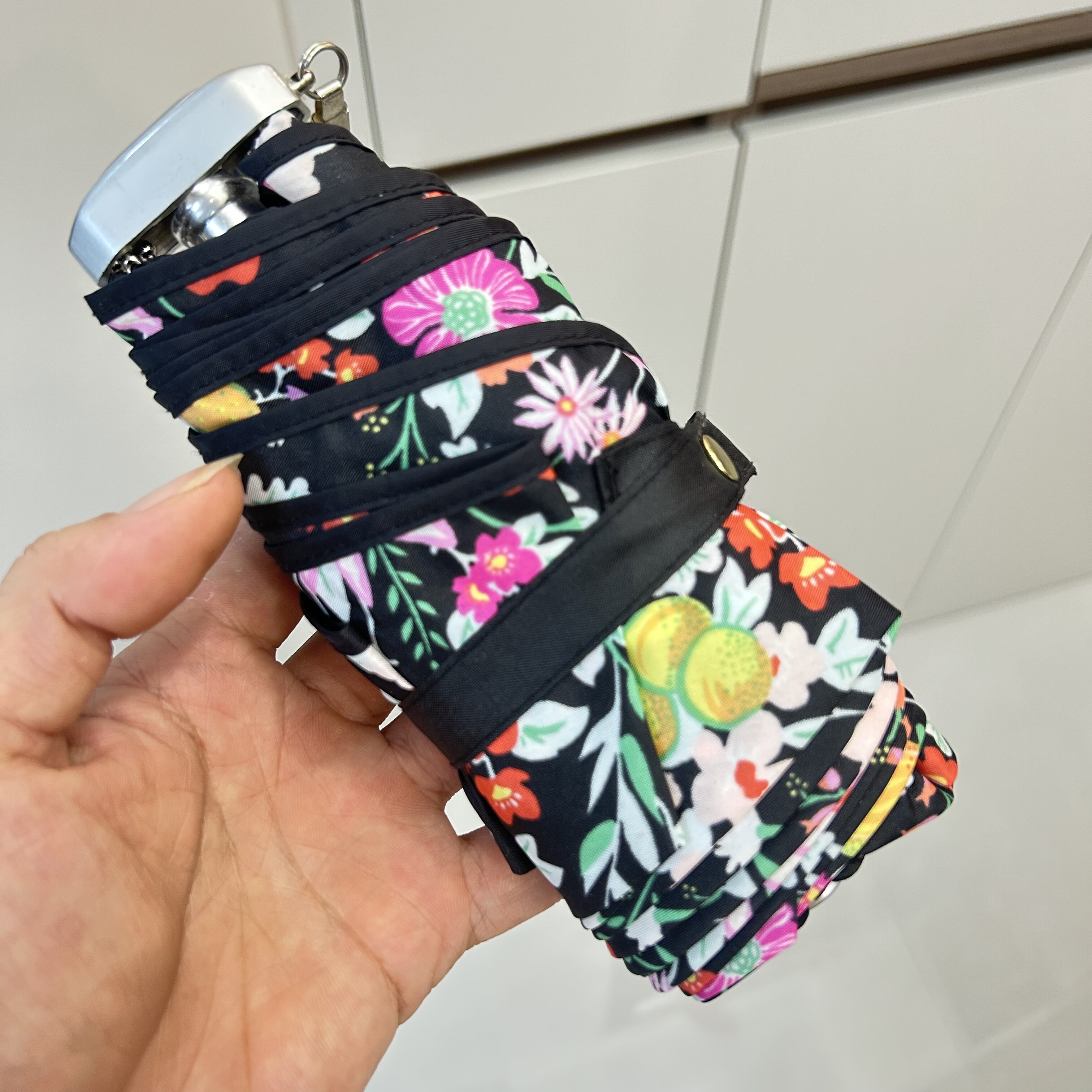 日系高颜值碎花伞防紫外线扁五折伞超轻小巧便携晴雨两用口袋伞女