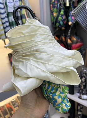 日系复古荷叶花边一体弯钩三折伞黑胶太阳伞晴雨两用女绿色防晒伞