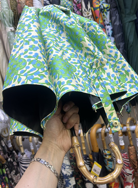 外贸单高颜值黑胶竹节绿色碎花手动二折伞晴雨两用一甩干防风雨伞