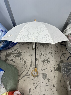 出口日本高颜值白色棉布二折伞暗花遮阳伞圆环竹手柄防紫外线女生