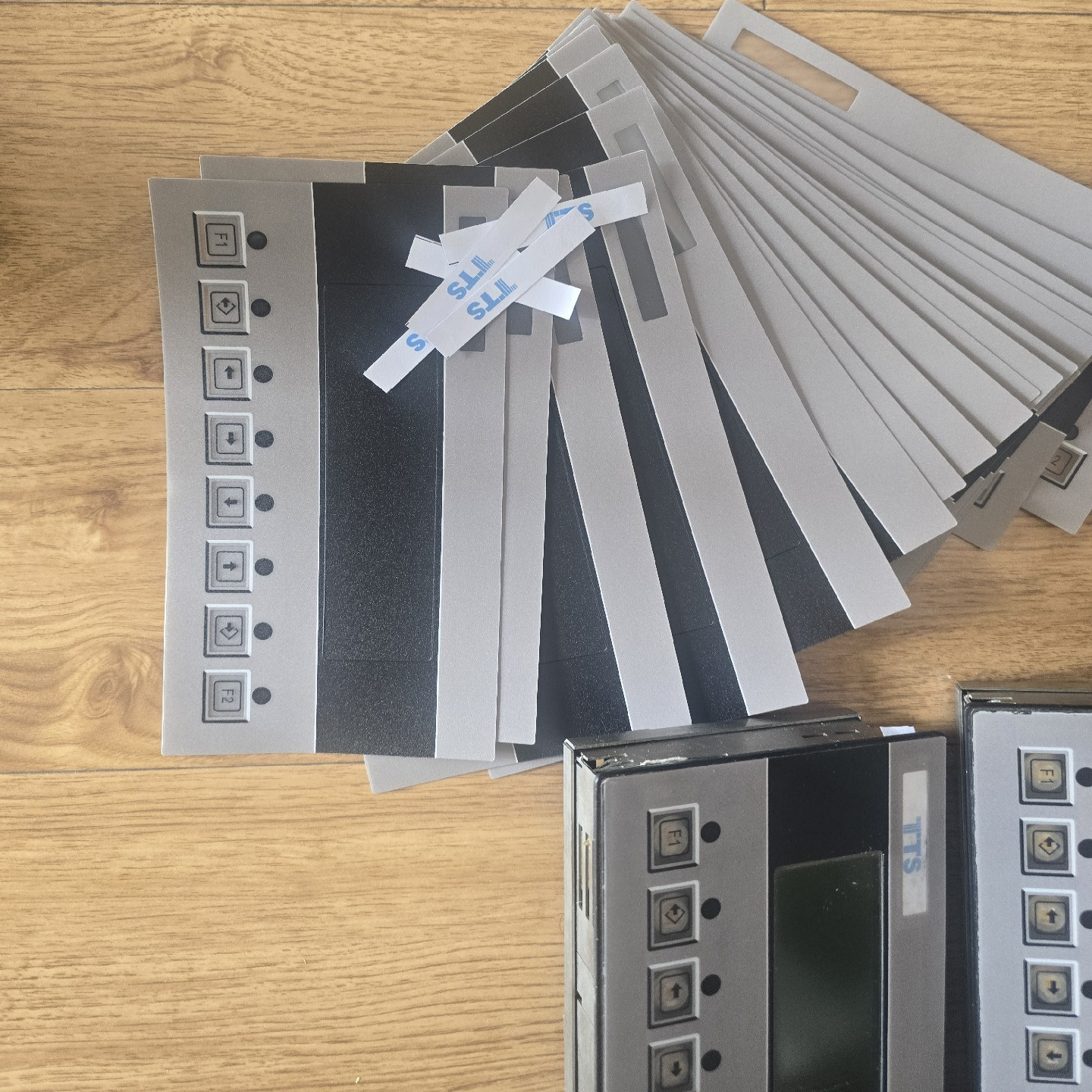 TTS克令吊显示屏GRAF-SYTECO 贴膜按键。